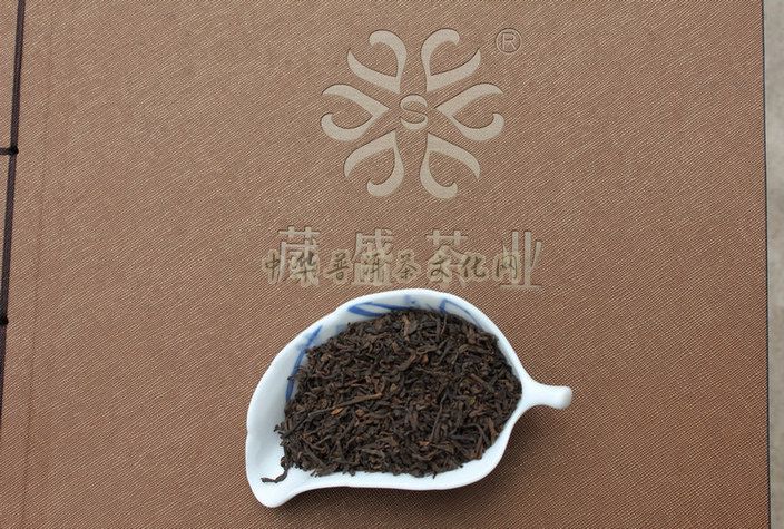 2003年醇香普洱散茶（熟)  编号：VS017